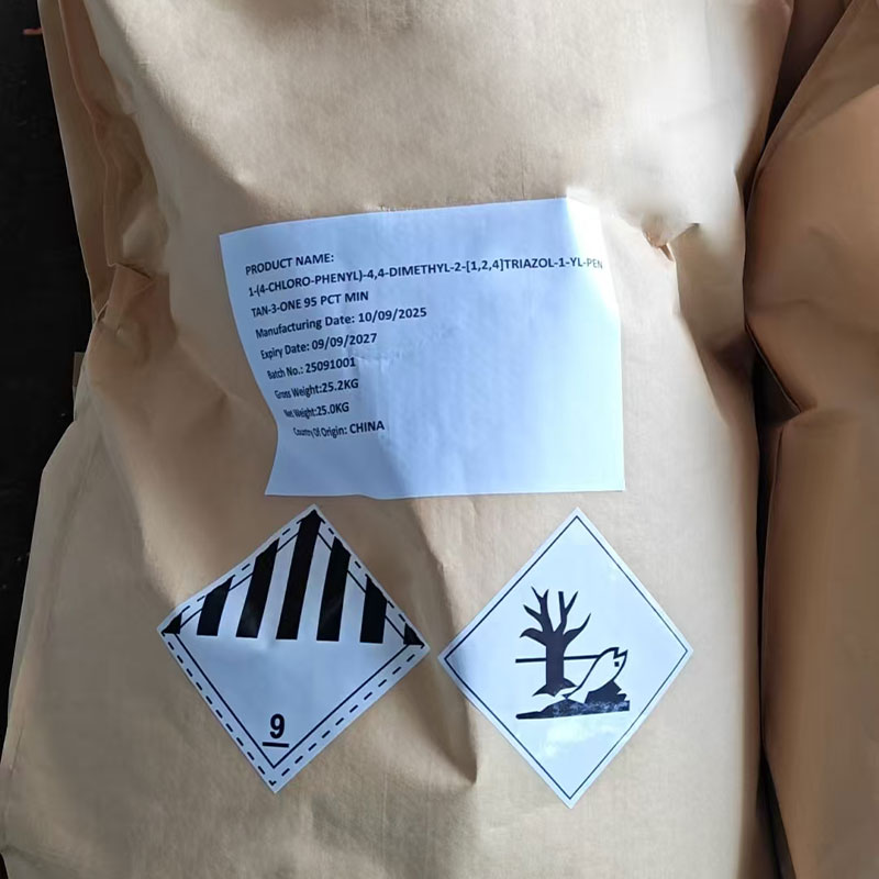 1-(4-chloro-phenyl)-4,4-dimethyl-2-[1,2,4]triazol-1-yl-pentan-3-one